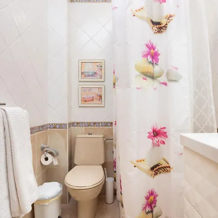 Dom wakacyjny Chloe Tenerifesummervillas Giant Private Pool 11 Meters Long Costa Adeje (Tenerife)